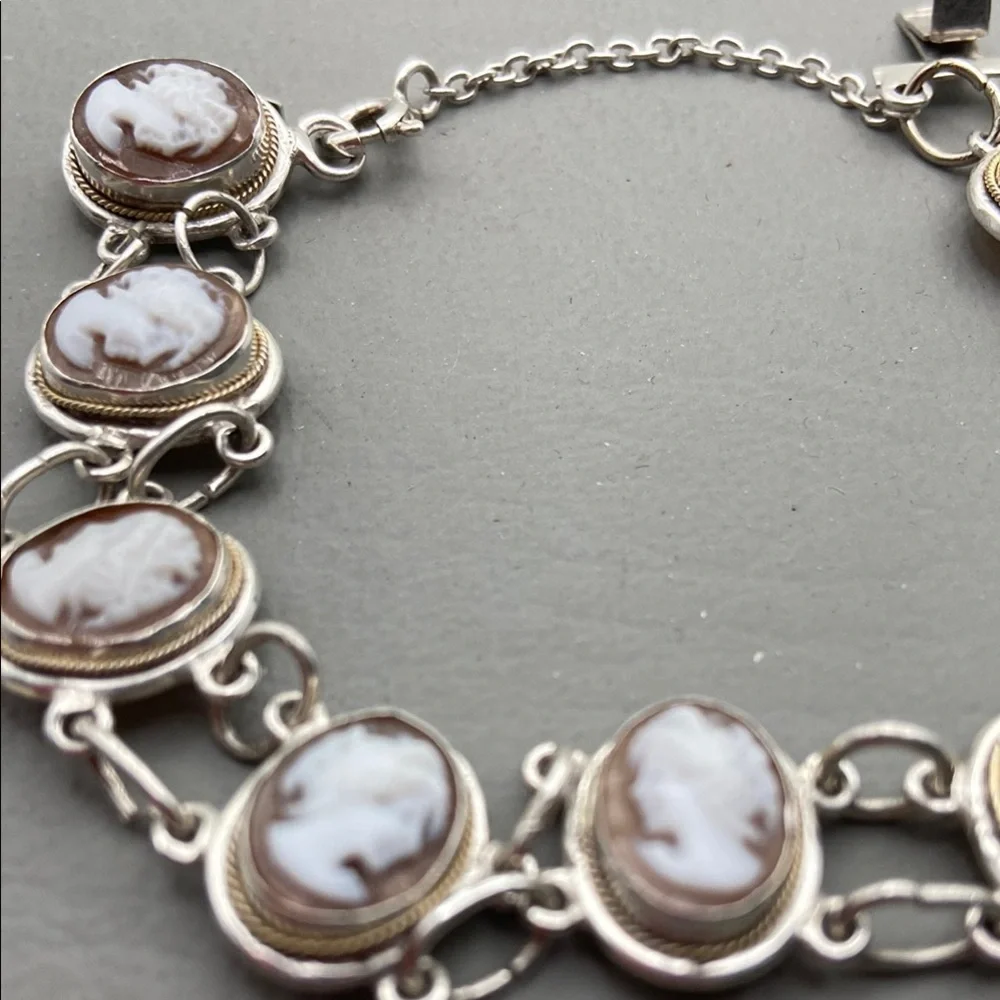 cameo station bracelet - Picture 2 of 4